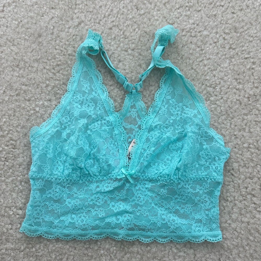 Victoria’s Secret Aqua Lace Bralette